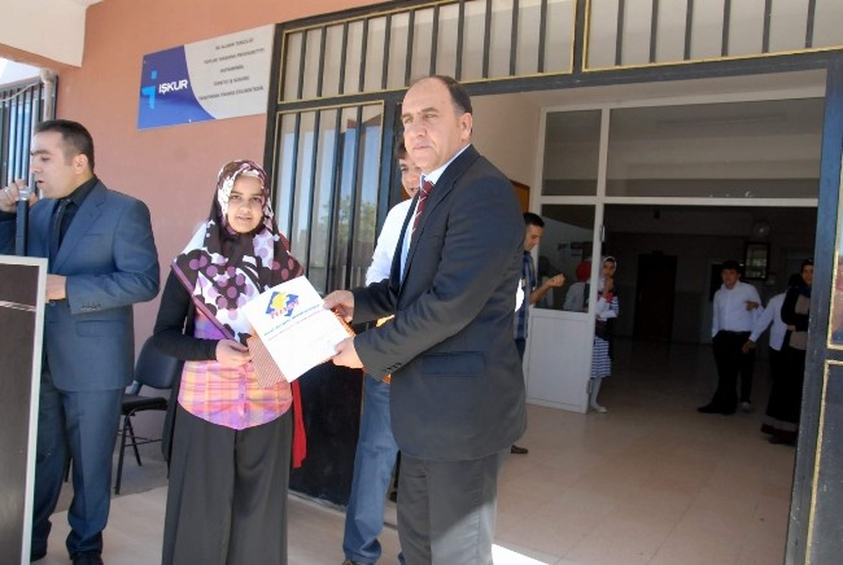 İmam Hatip Lisesinde Yılsonu Töreni