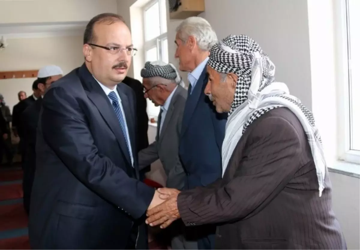 Vali Canbolat\'tan Taziye Ziyareti