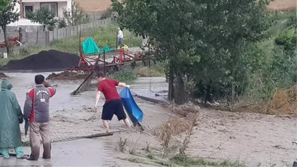 Hayrabolu\'da Sağanak