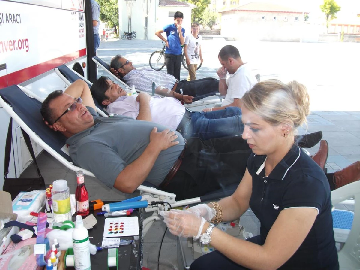 Karapınar\'da Jandarmadan Kan Bağışı Kampanyası