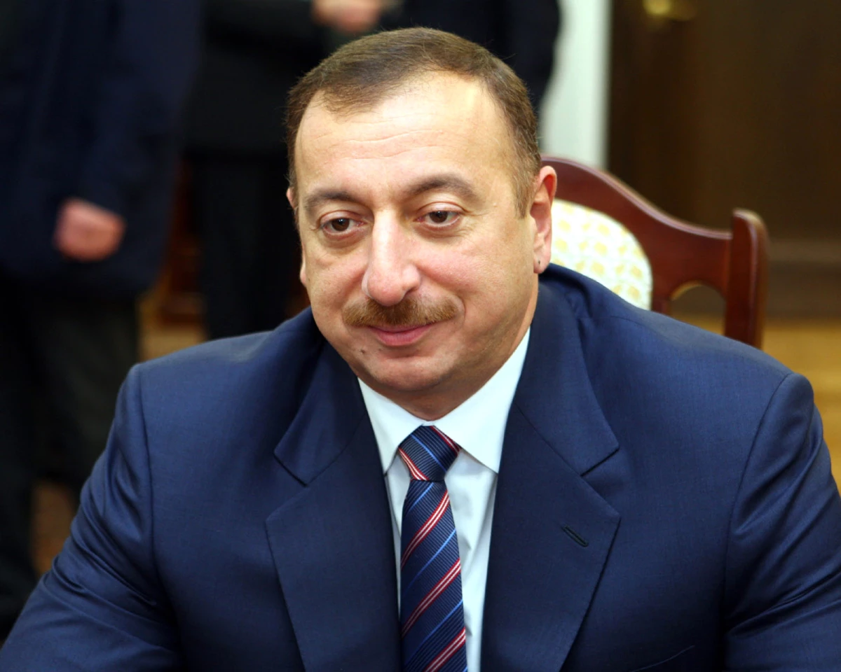 Azerbaycan Cumhurbaşkanı Aliyev Yunanistan\'da