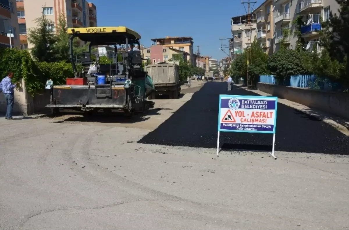 Battalgazi Belediyesi Asfalt Çalışmalarına Hız Verdi