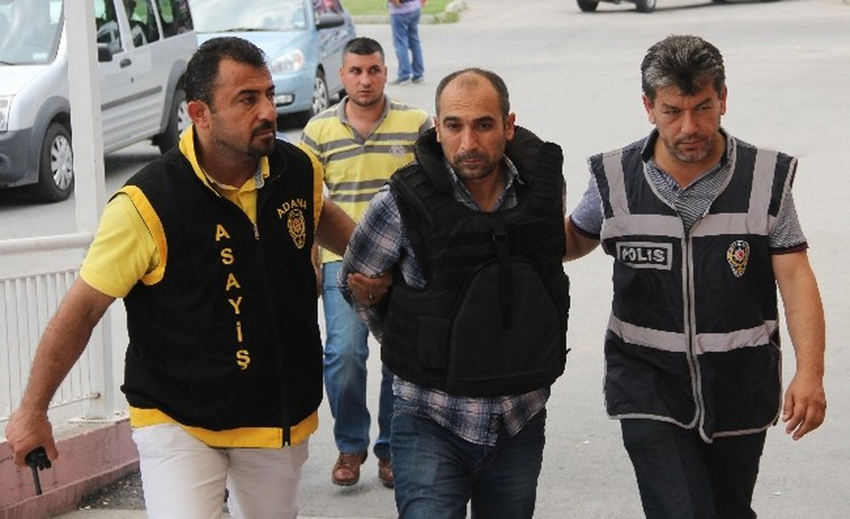 Cinayet Zanlıları Dedektiflerden Kaçamadı