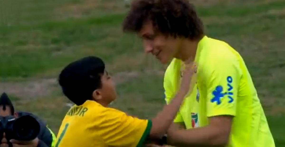 David Luiz Hayranı Minik Taraftar Gözyaşlarına Boğuldu