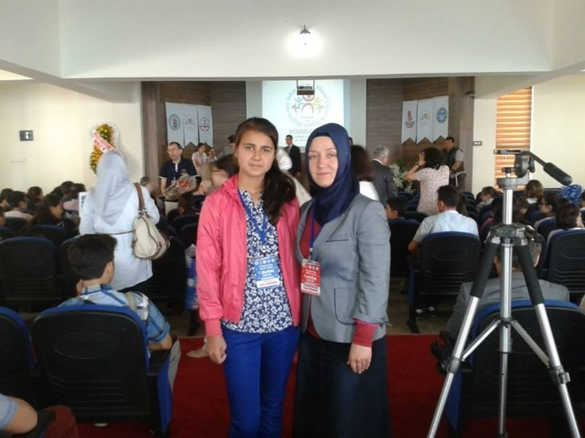 Emine Karaduman Ulusal Çocuk Kongresinde Sunum Yaptı