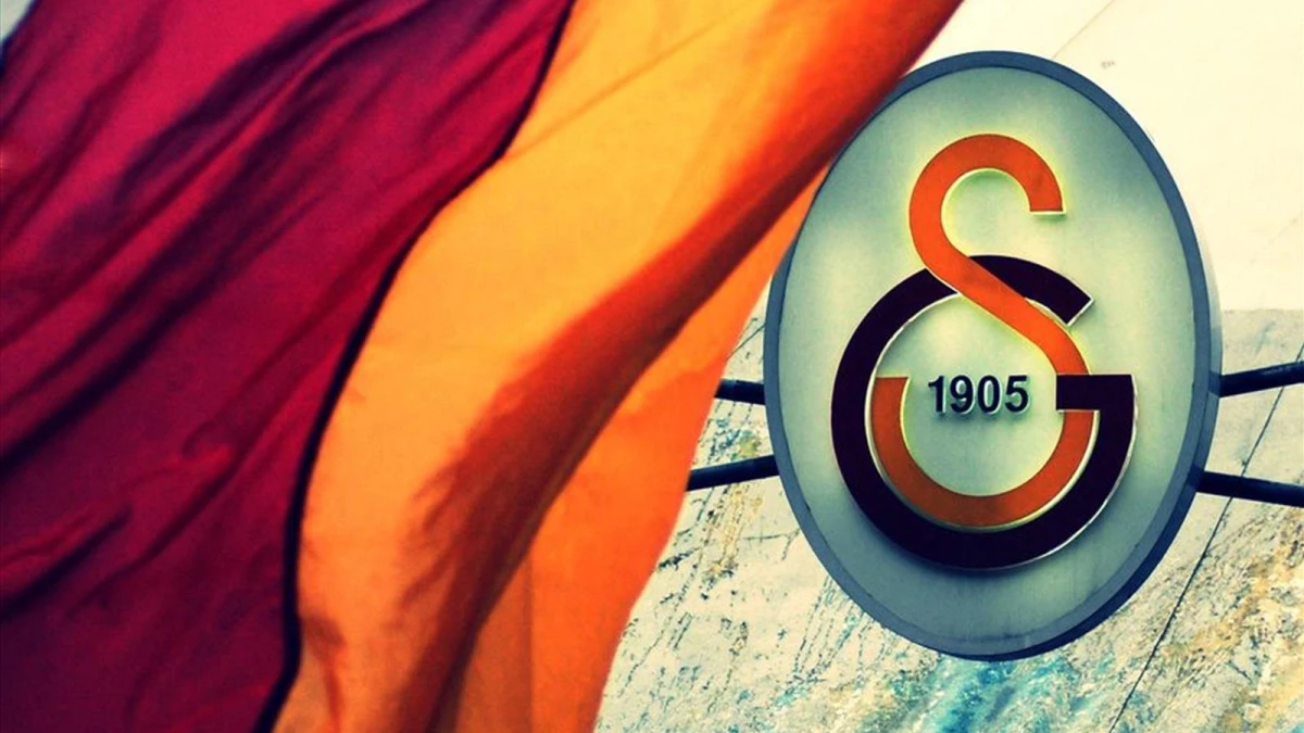 Galatasaray\'ın Karadağlı İki Kurucusu İçin Anıt Dikildi