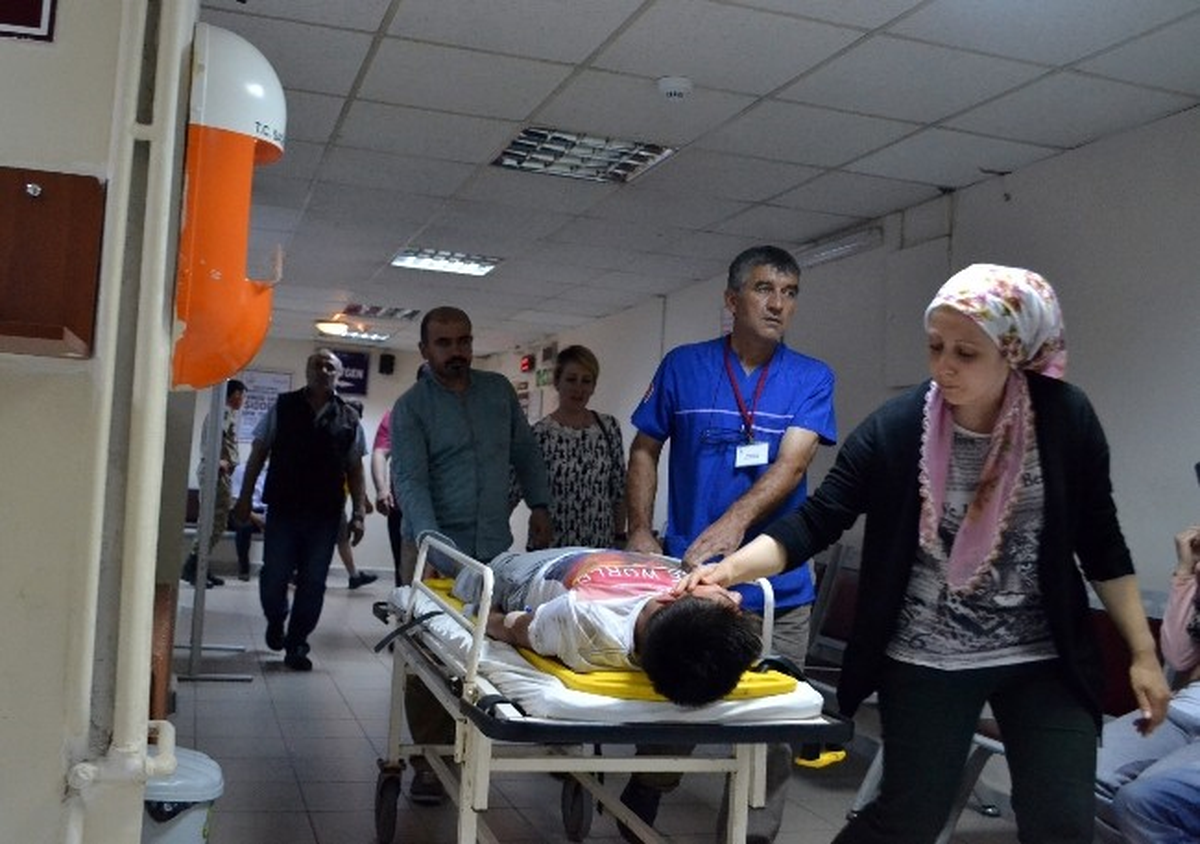 Otomobilin Çarptığı Çocuk Yaralandı