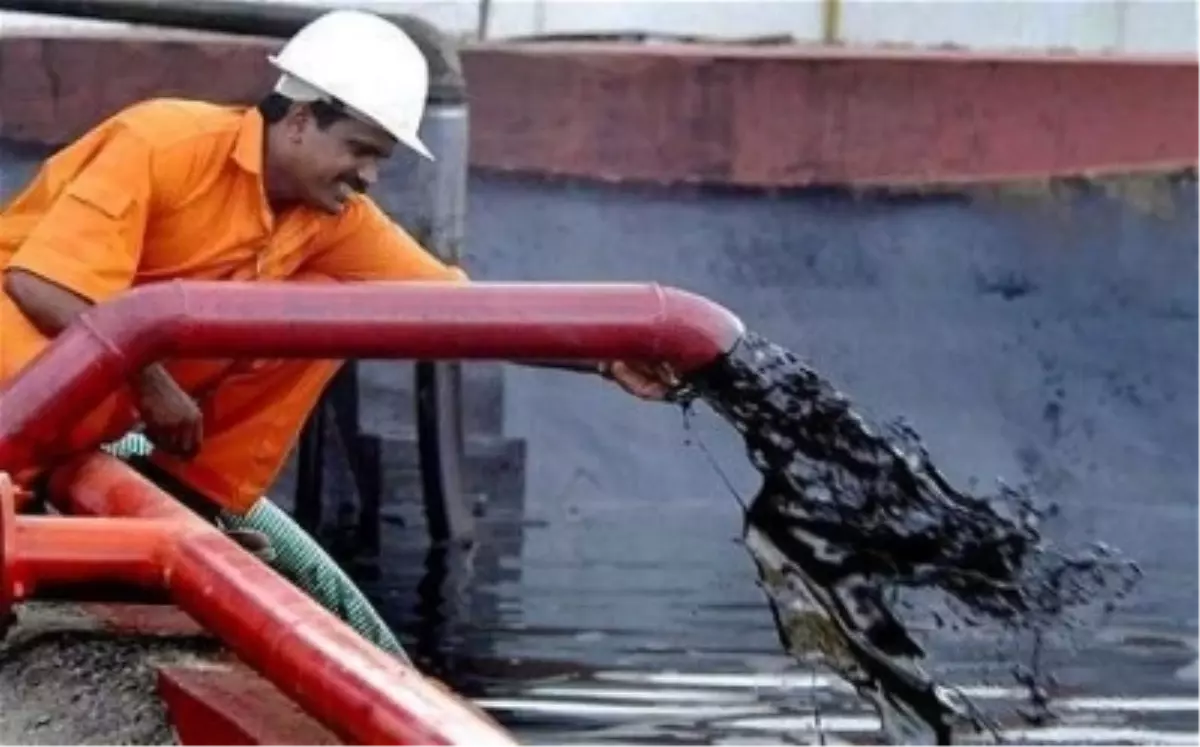 Petrol Fiyatları Yatay Seyrediyor