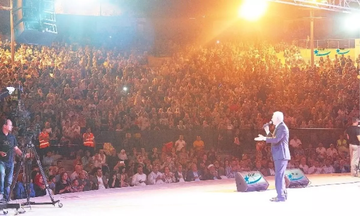 30 Bin El Kardeşlik İçin Kalktı