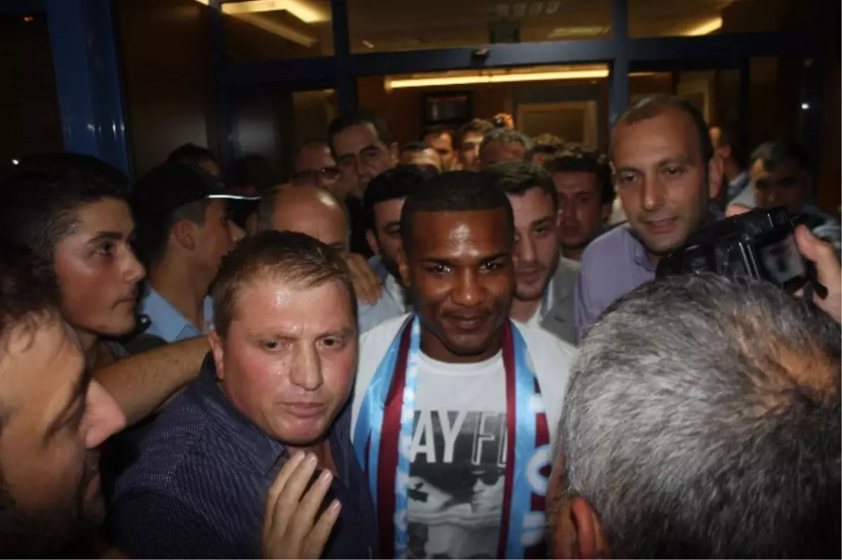 Trabzonspor\'da Malouda Belirsizliği