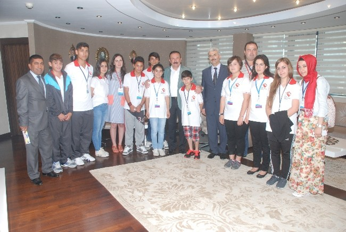 Başkan Doğan\'a Anlamlı Ziyaret
