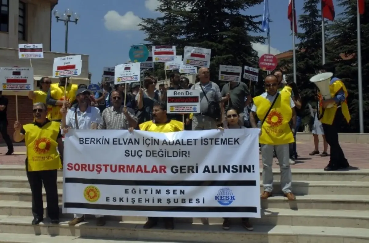 Eğitim-Sen\'den Soruşturma Protestosu