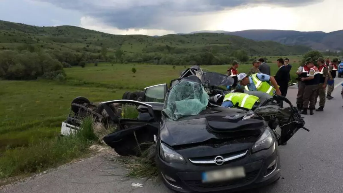 Erzincan\'da Trafik Kazası: 5 Ölü, 2 Yaralı