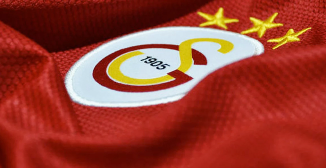 Galatasaray Camiası Play-Off Kararı Nedeniyle İkiye Bölündü