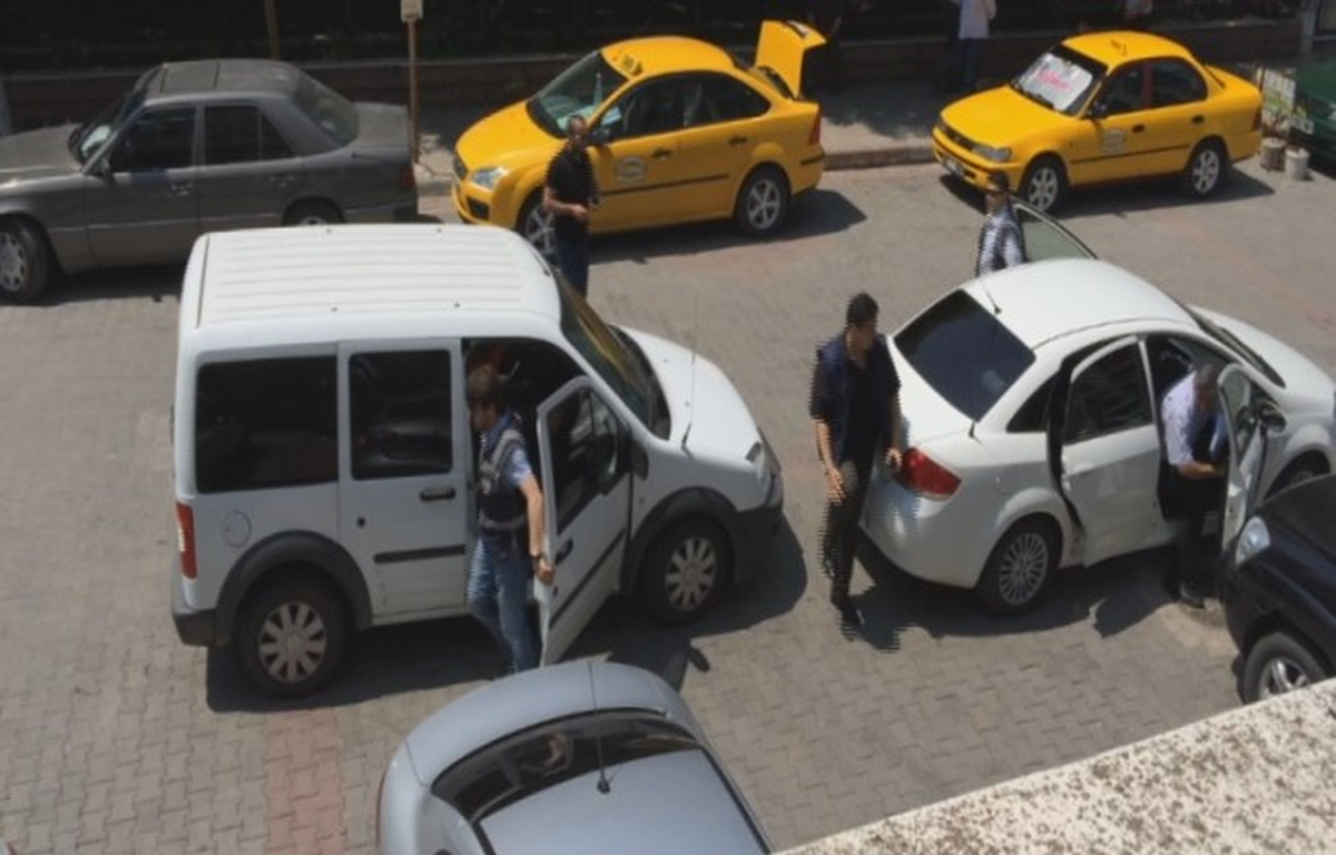 Makam Aracının Kurşunlanması