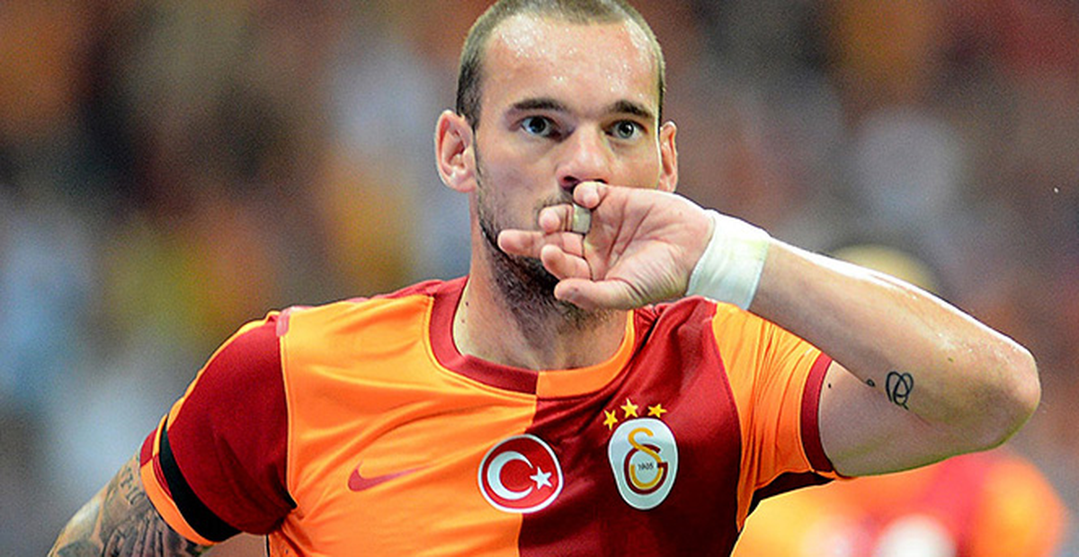 Sneijder, Galatasaray\'dan Ayrılıyor