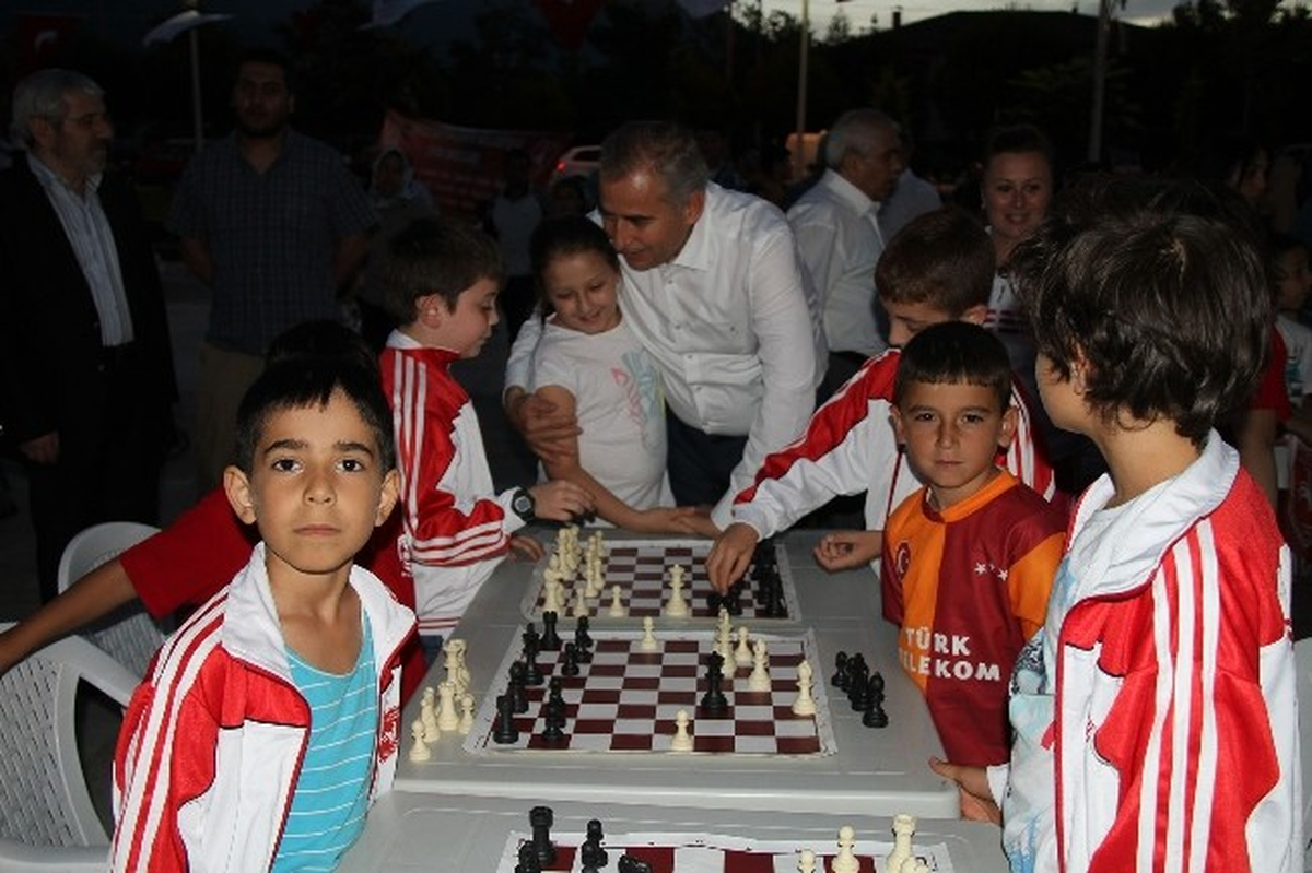 Sporcuların Gösterisi Büyük İlgi Topladı