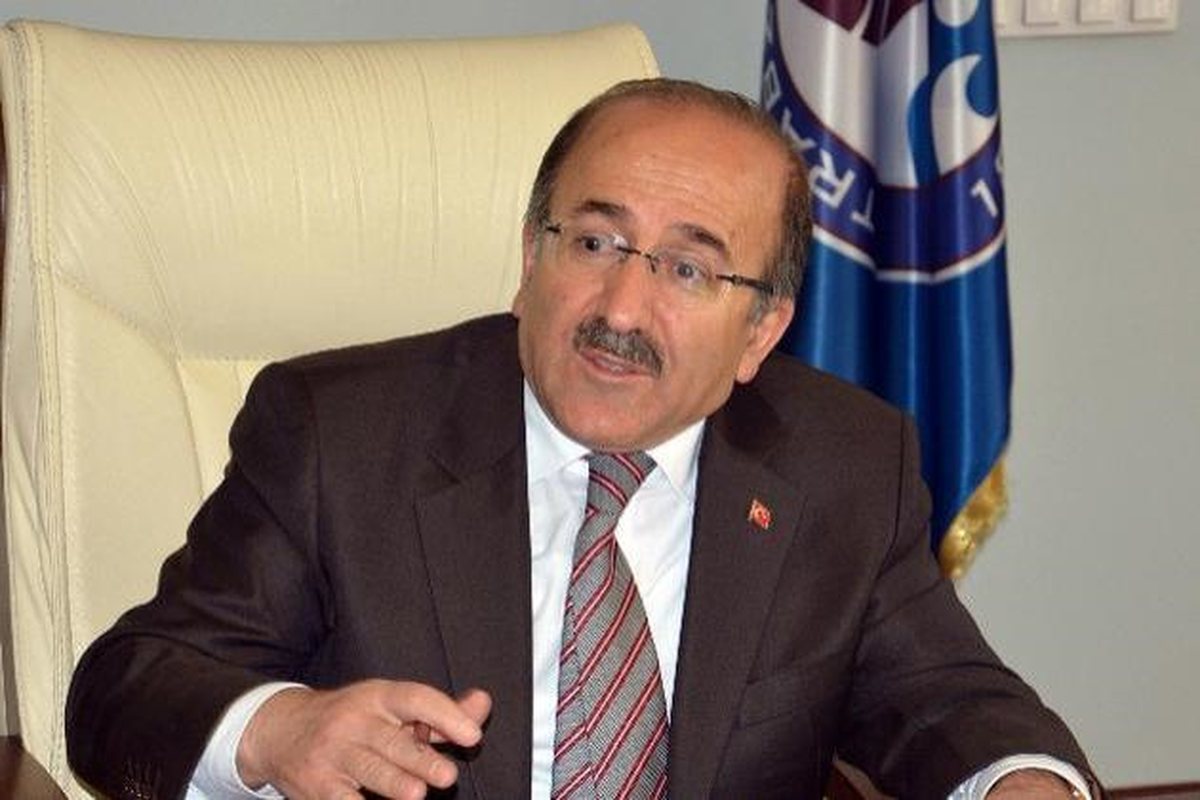 Trabzon Büyükşehir Belediye Gümrükçüoğlu\'nun Basın Toplantısı
