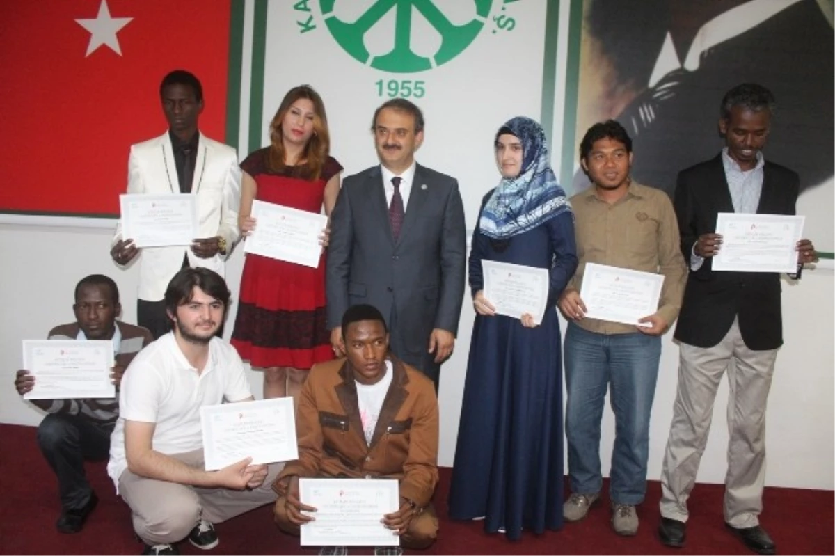 Yurtdışı Türkler ve Akraba Topluluklarından Öğrencilerin Sertifika Töreni Kayseri Şekerde Yapıldı