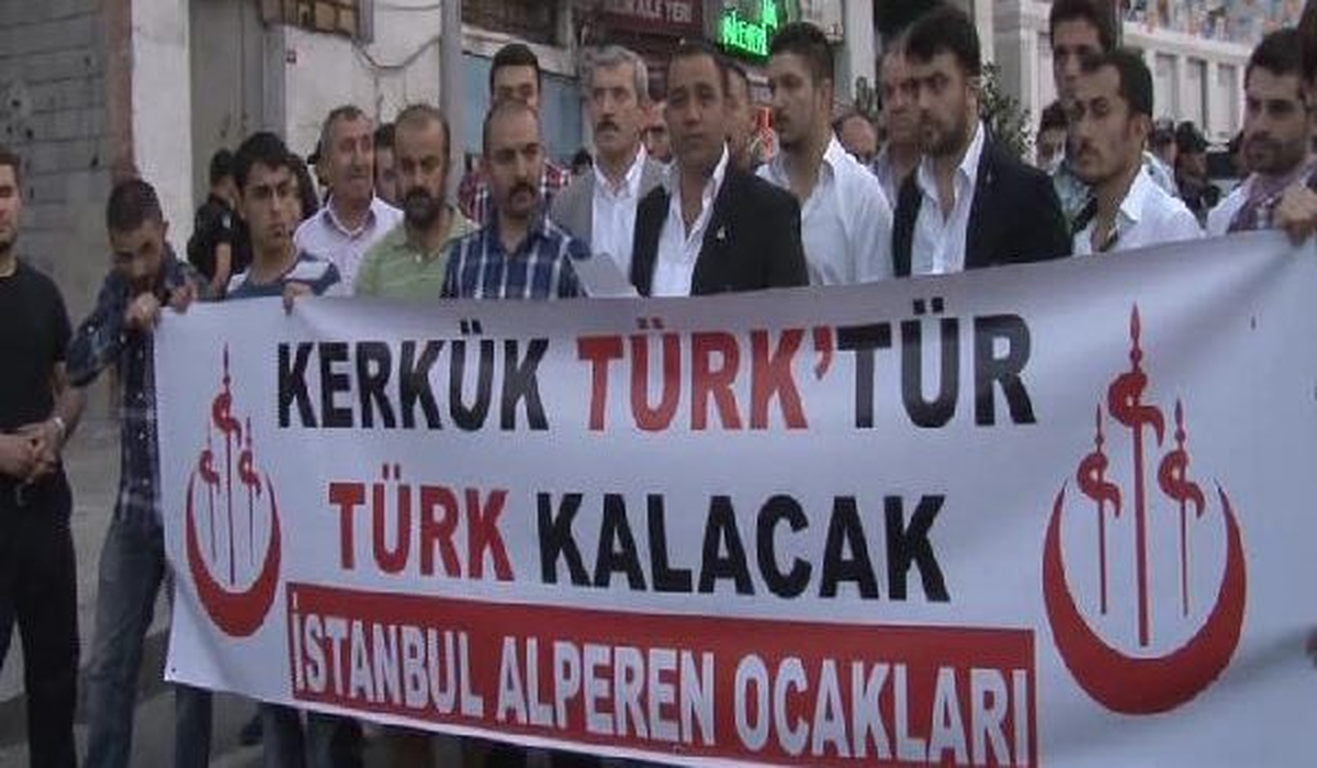 Alperenler\'den Türkmen Protestosu