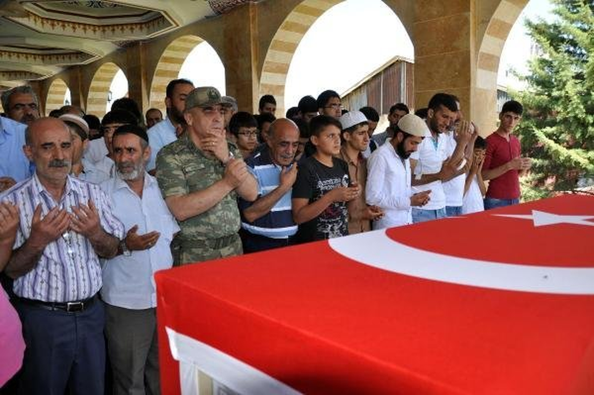 Elazığ\'da İzne Gelen Asker Kazada Öldü