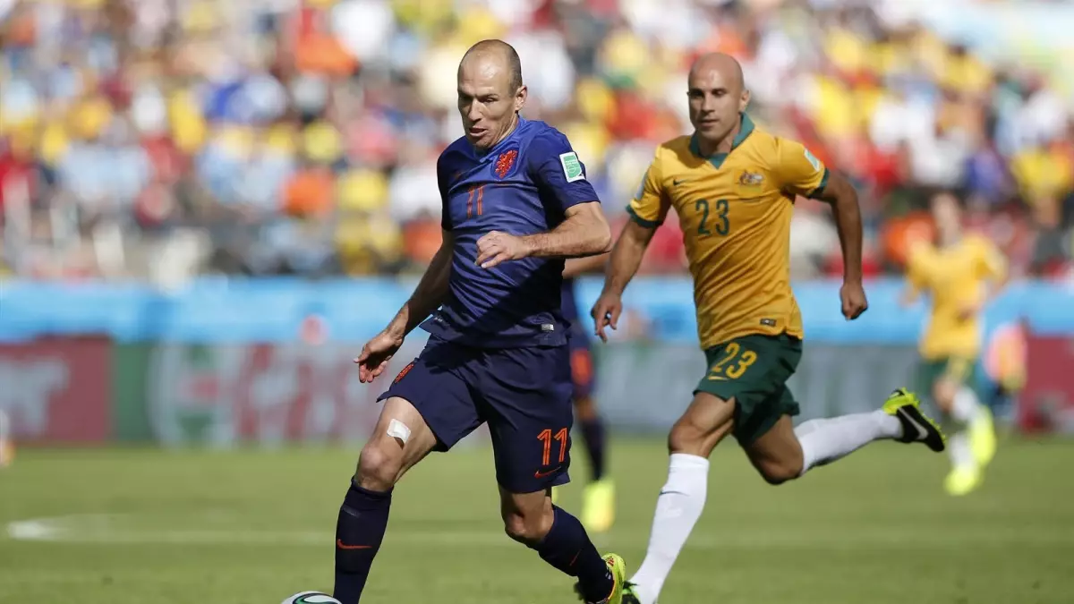 Hollanda-Avustralya Maçının İstatistikleri