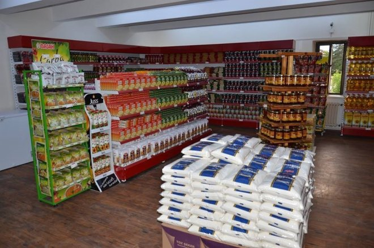 İhtiyaç Sahiplerinin Yüzü "Vakıf Market"Te Gülüyor