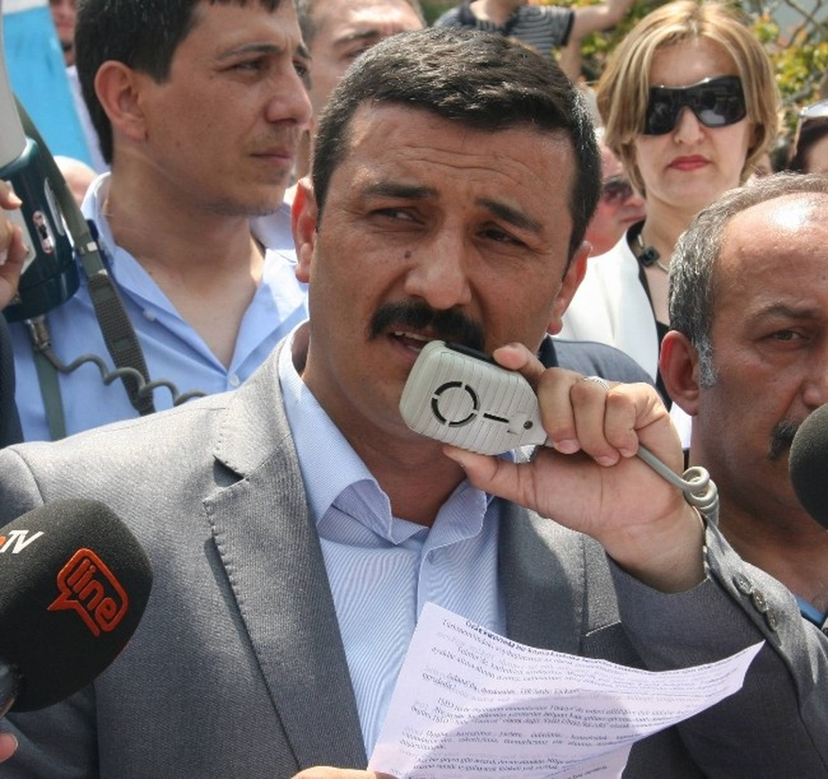 Kamu-Sen Türkmenlere Yapılan Soykırımı Kınadı