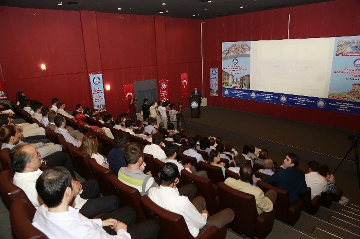 Kentsel Dönüşümde Beklentiler ve Katılımcı Yaklaşımlar\'