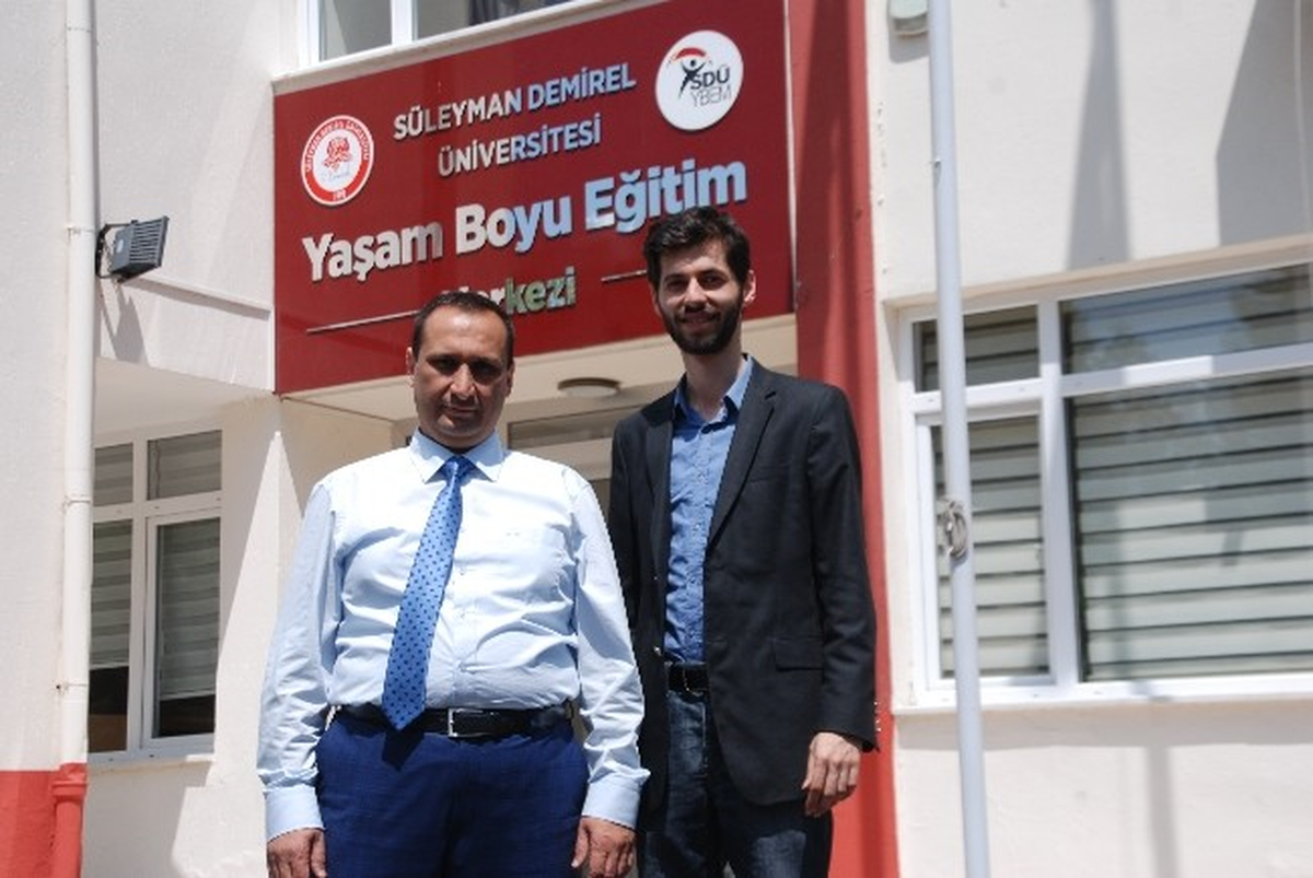 Sdü\'den İngilizce Yayın Serisi
