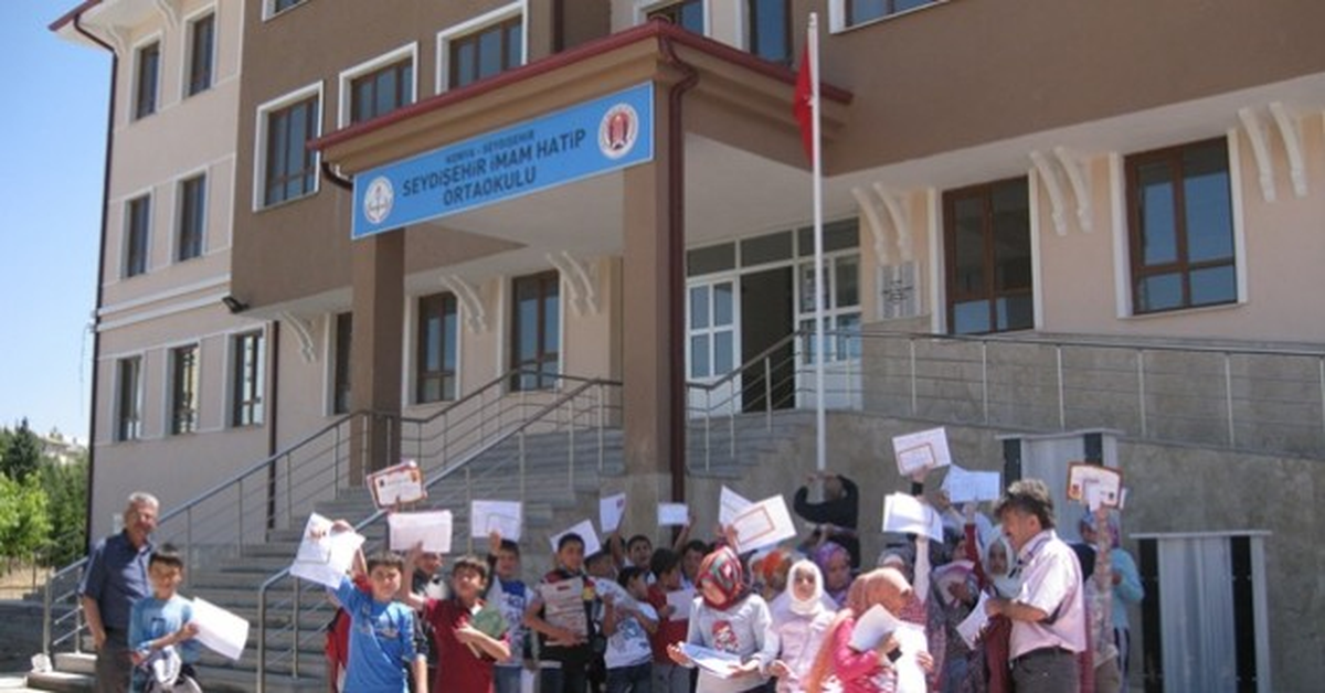 Seydişehir İmam Hatip Ortaokulu Yeni Binasında