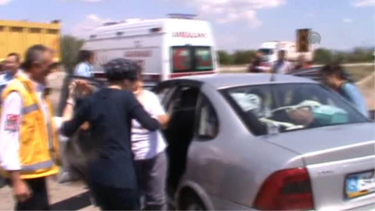 Suşehri\'nde trafik kazası: 4 yaralı -
