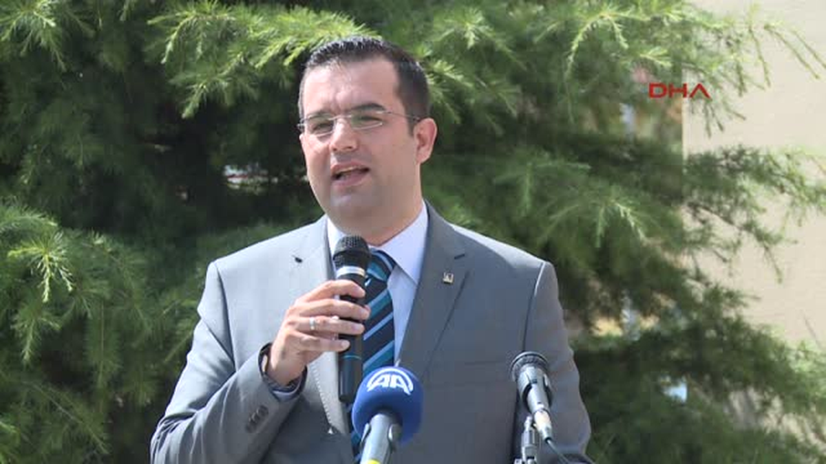 Türk Kızılayı\'ndan Bosna\'ya Yardım Tırı