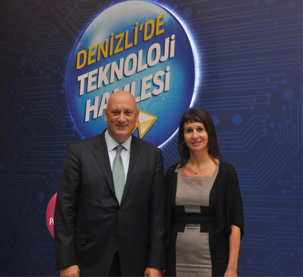Turkcell "İş\'te Teknoloji Hamlesi" Toplantısı