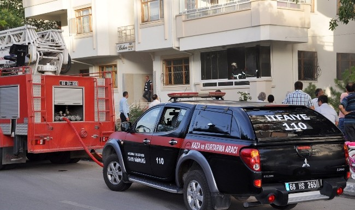 Birkaç Gün Önce Boşaltılan Dairede Yangın Çıktı