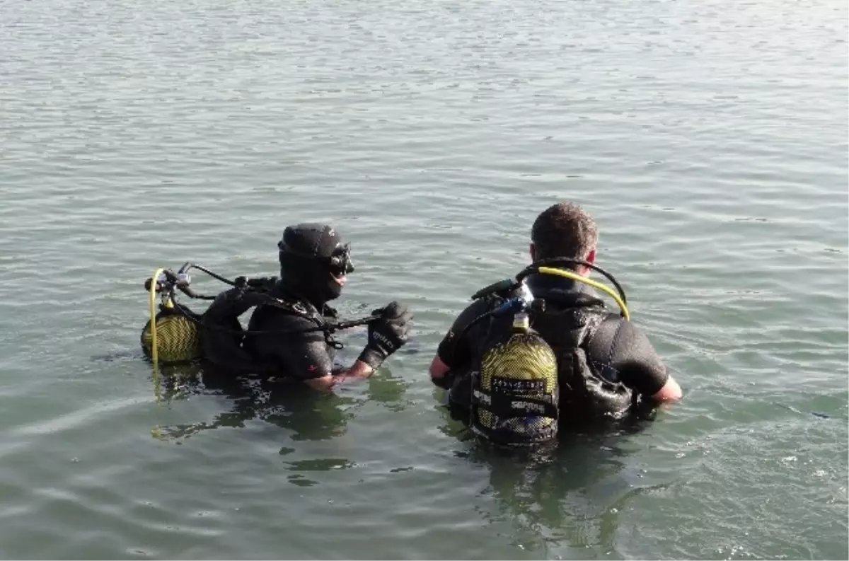 Dicle Nehri 2 Can Aldı, Bir Kişi de Kayboldu