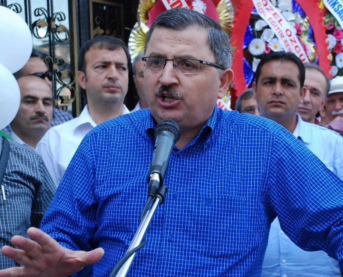 Gündoğdu: "Bu Çatıyı Muhalefetin Çatısı ile Karıştırmayın"