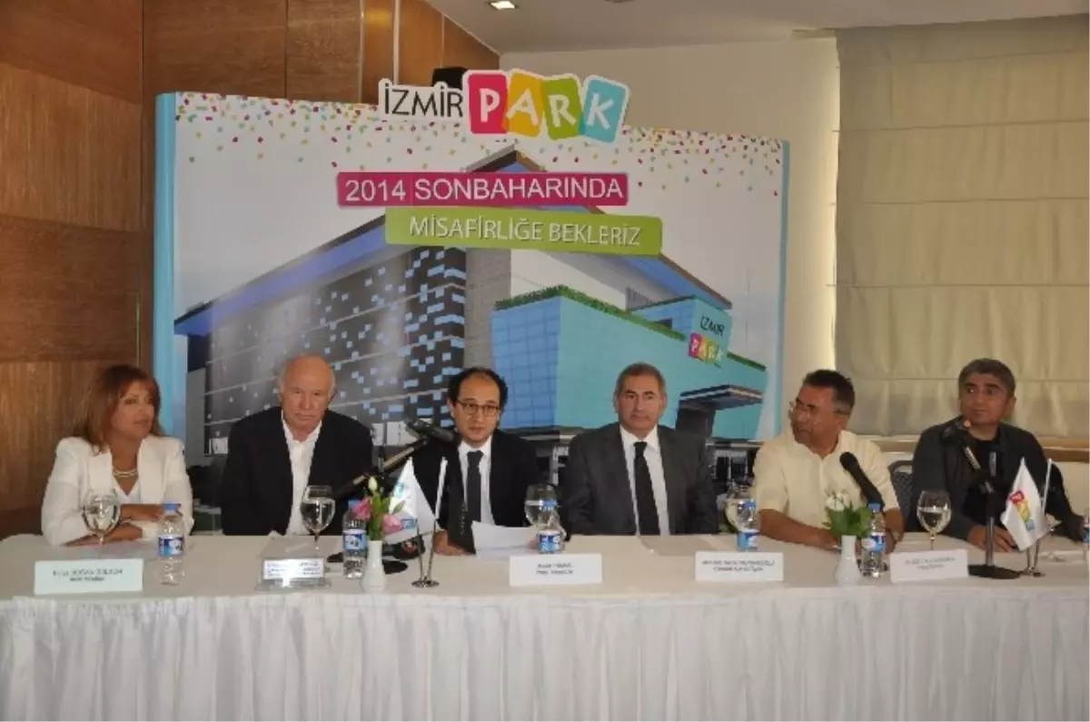 İzmir\'e Yeni Soluk; "İzmirpark Alışveriş Merkezi"