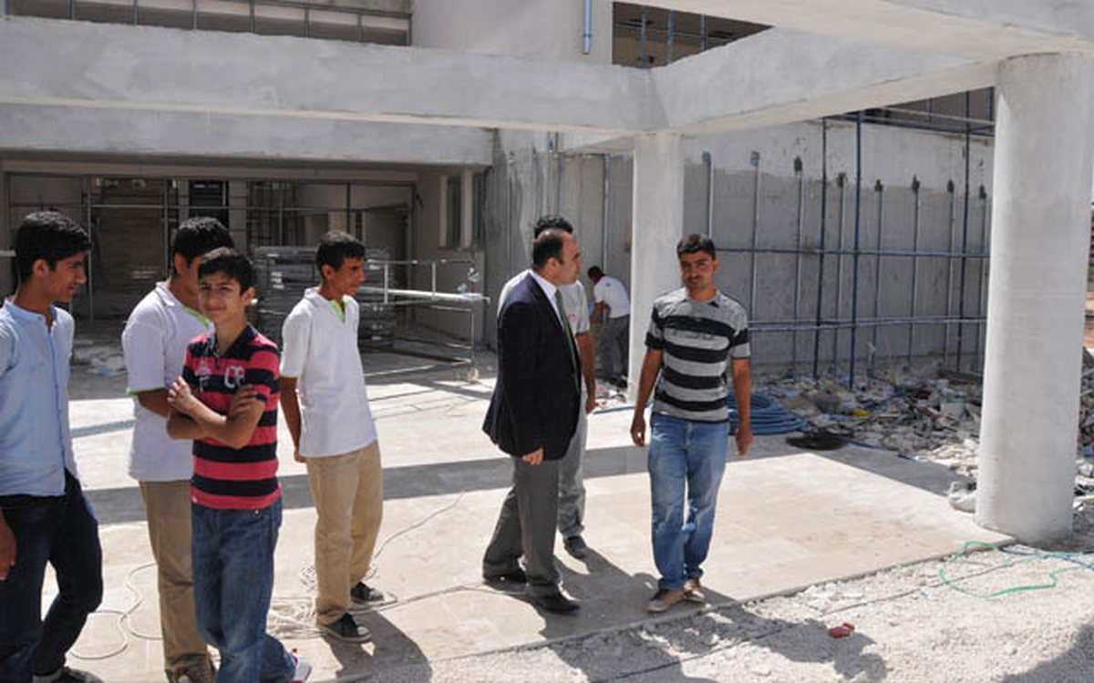 Karaköprü\'de Gençlik Merkezi Çalışmaları