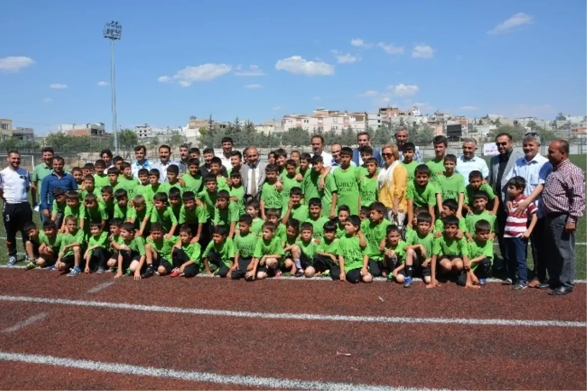 Kilis Belediyespor Yaz Futbol Okulu Açıldı