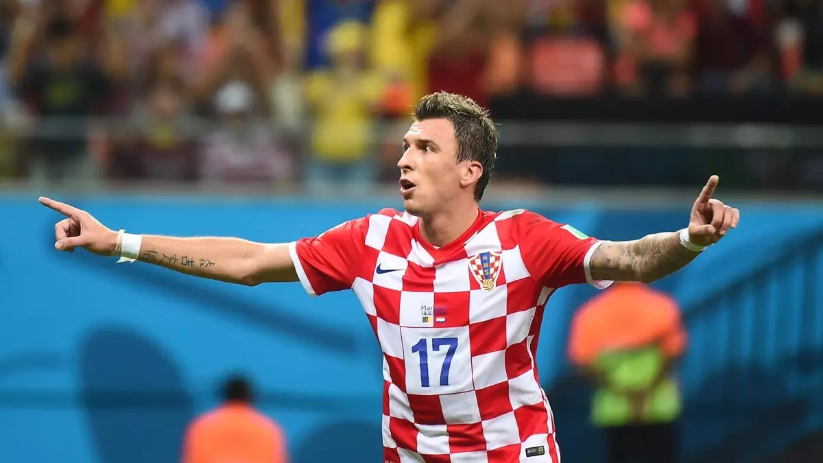 Mario Mandzukic, Kamerun Maçında İki Gol Attı