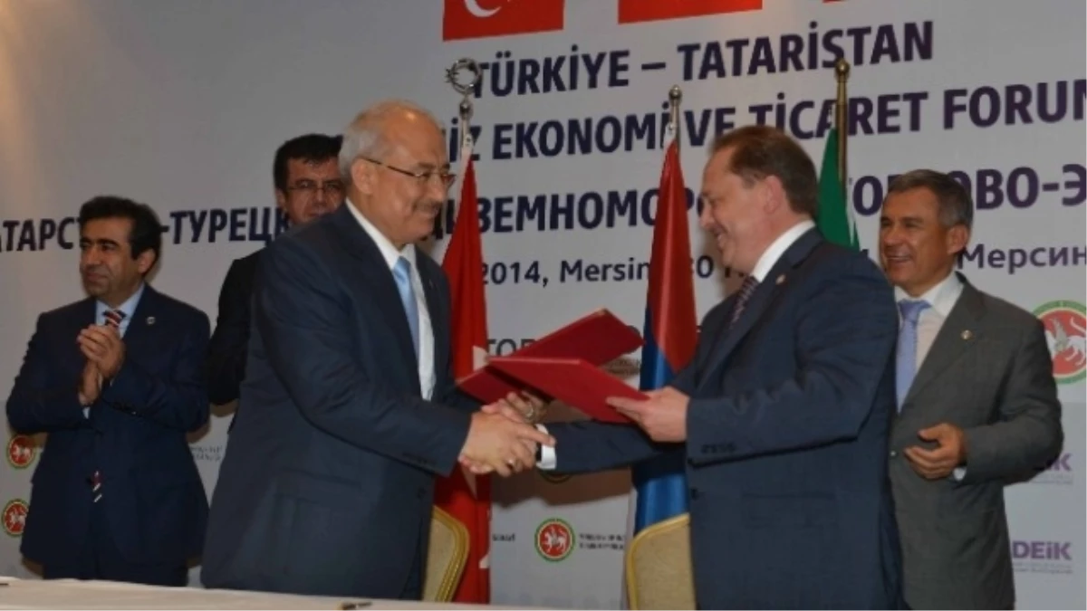 Mersin Büyükşehir Belediye Başkanı Kocamaz Tataristan\'a Gitti