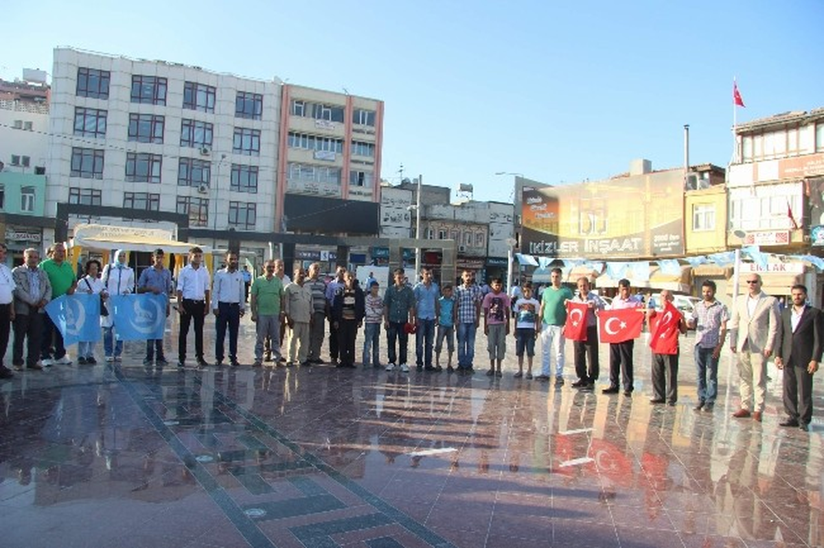Musul, Kerkük ve Teleaferdeki Türkmenlere Yapılanlar Protesto Edildi