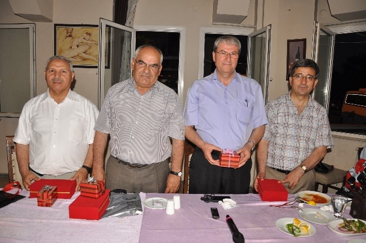 Nazilli İlçe Milli Eğitim Müdürü Ercan\'a Veda Yemeği