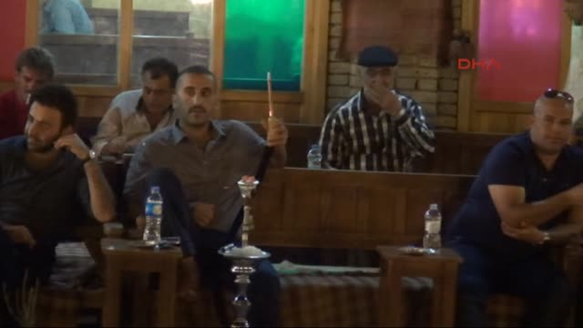 Savaşın 80 Kilometre Ötesinde Erbil\'de Göç Stresini Atıyorlar