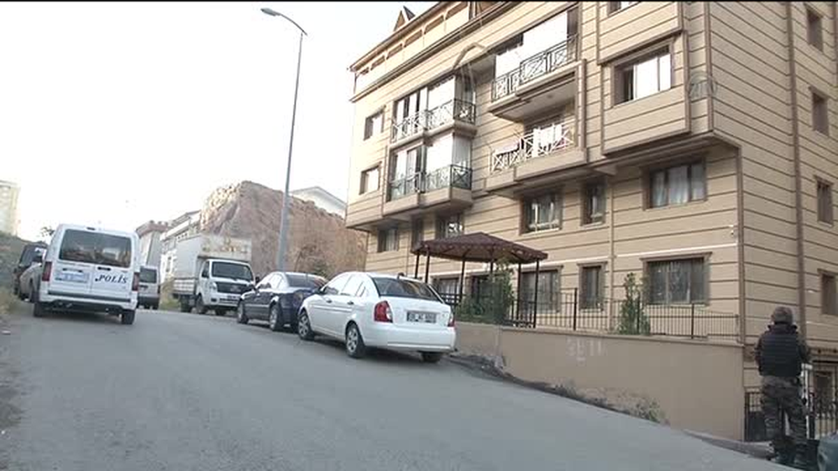 Ankara\'da şafak operasyonu