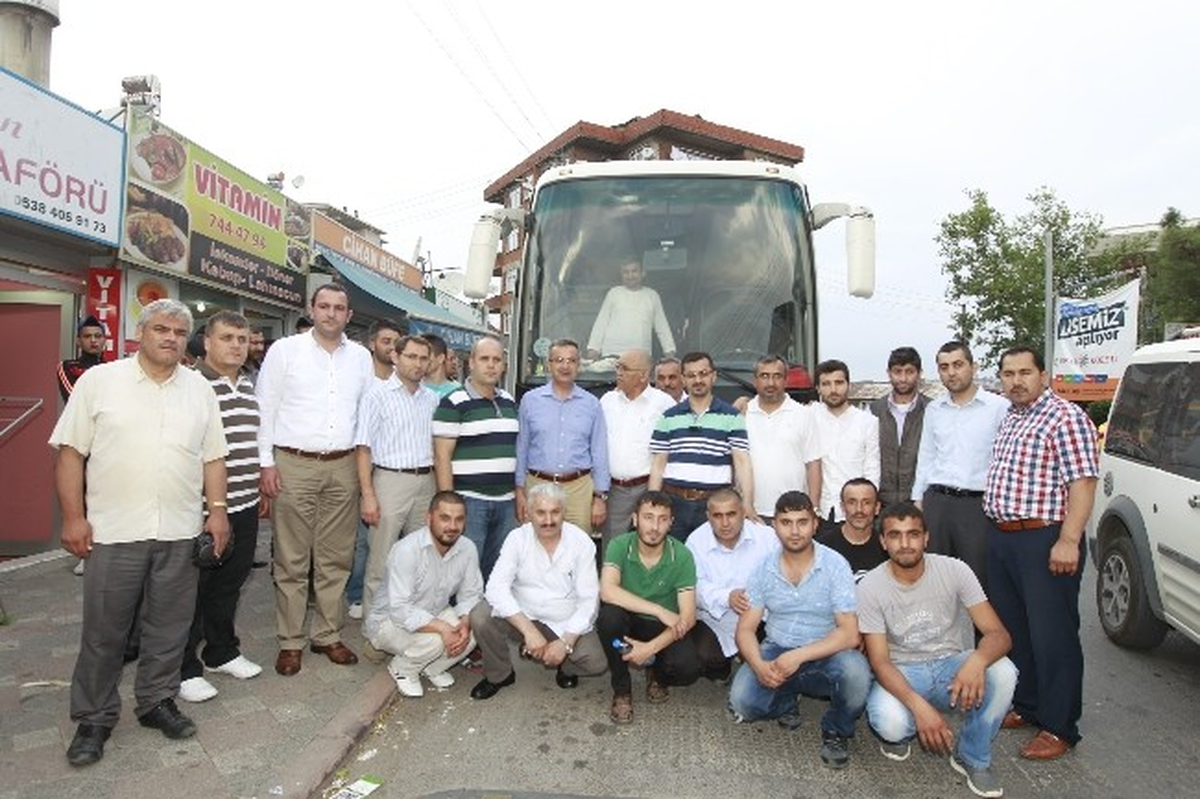 Başkan Köşker Gençleri Yalnız Bırakmadı