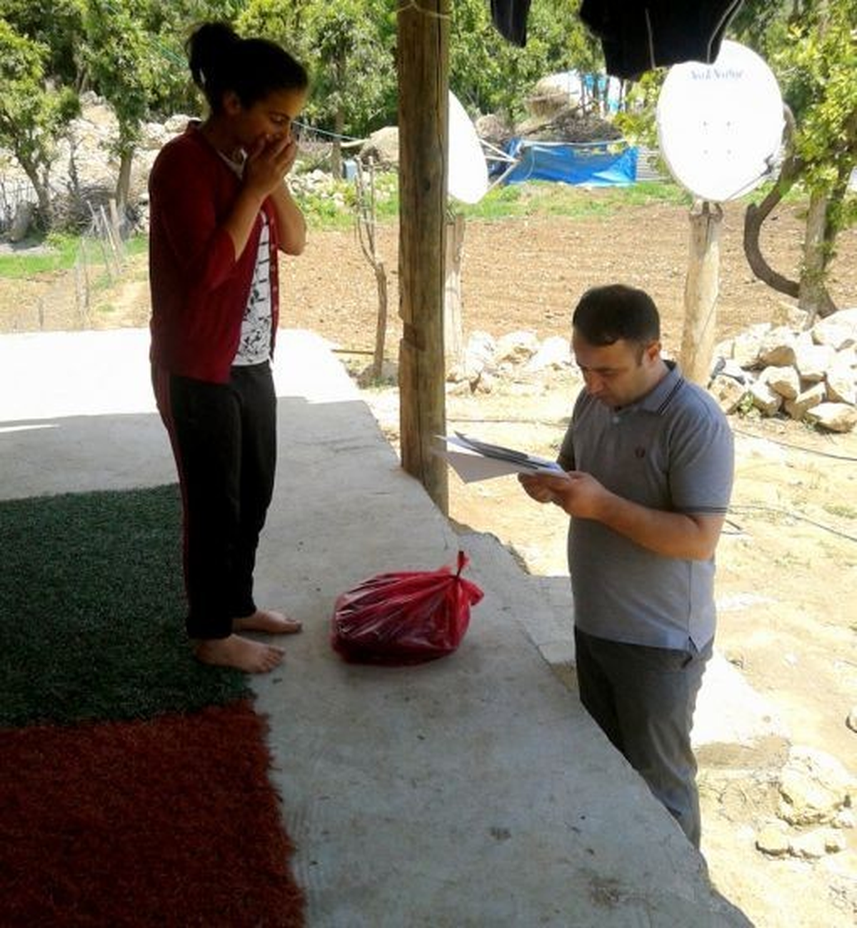 Beytüşşebap Kaymakamlığı\'ndan Giyim Yardımı