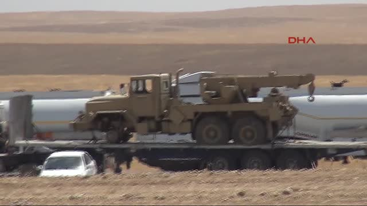 Erbil Irak Ordusundan Kalan Zırhlı Araçlar Erbil\'e Getiriliyor
