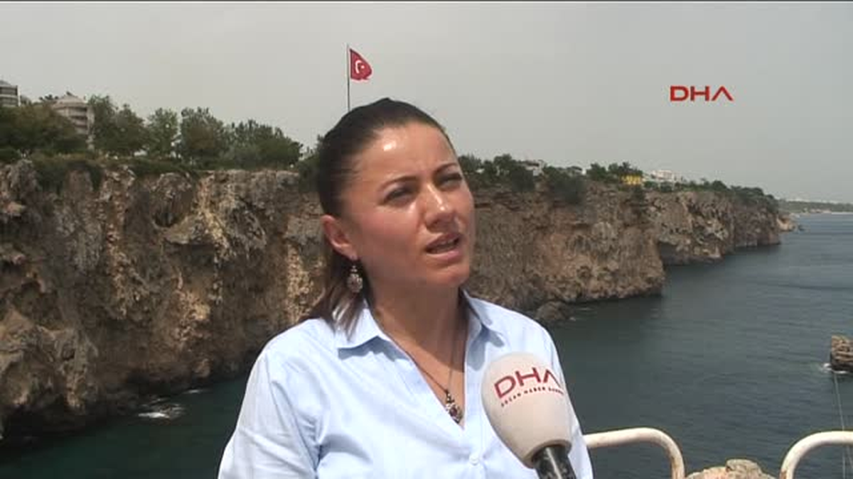 Felsefe Öğretmeninin Cumhurbaşkanlığı Hayali